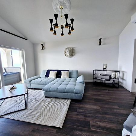 Sea View Luxury Apart Hotel Villa Conte With Swiming Pool And Romantic Spa Podstrana Exterior foto
