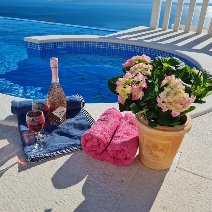 Sea View Luxury Apart Hotel Villa Conte With Swiming Pool And Romantic Spa Podstrana Exterior foto