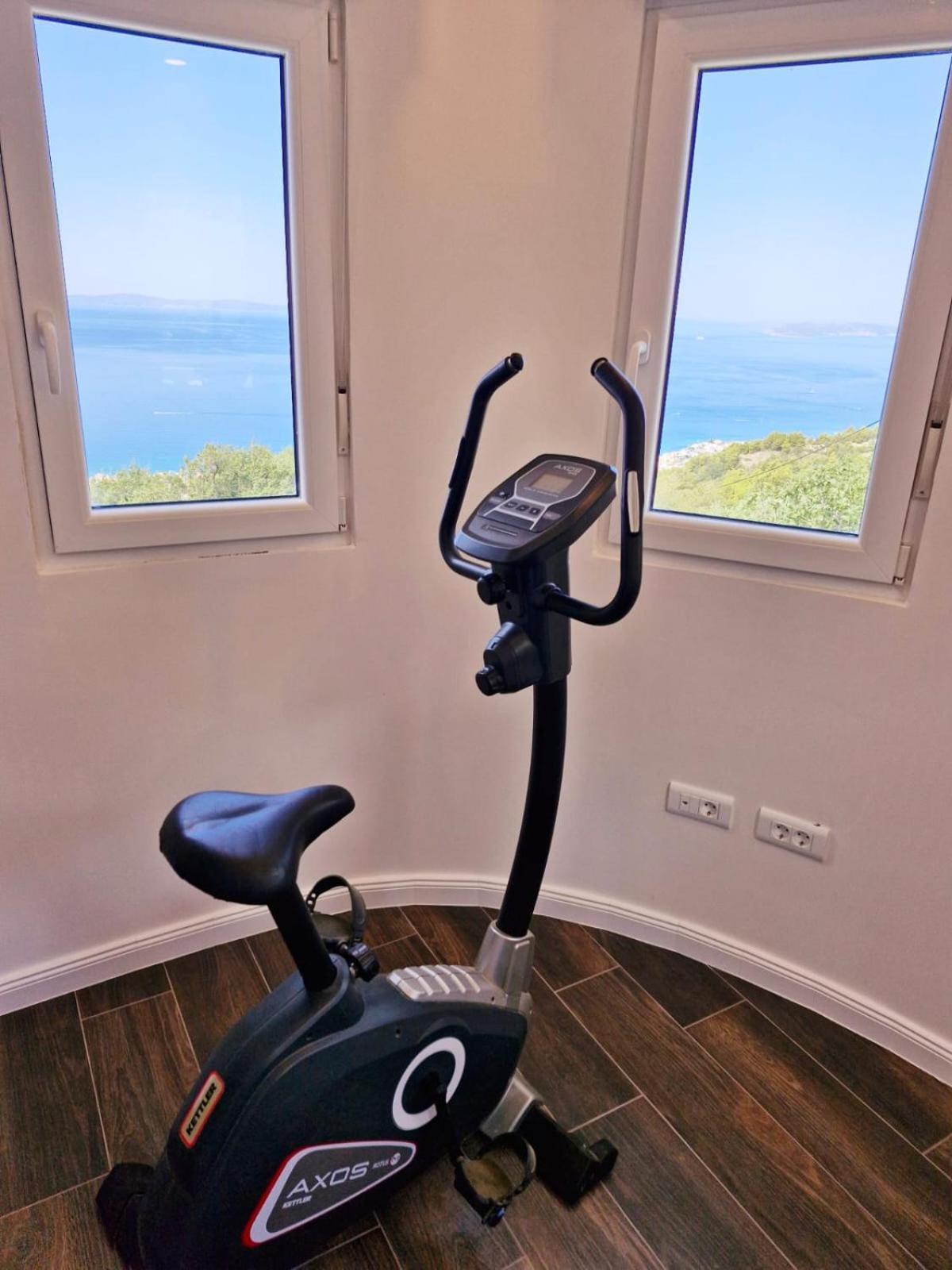 Sea View Luxury Apart Hotel Villa Conte With Swiming Pool And Romantic Spa Podstrana Exterior foto