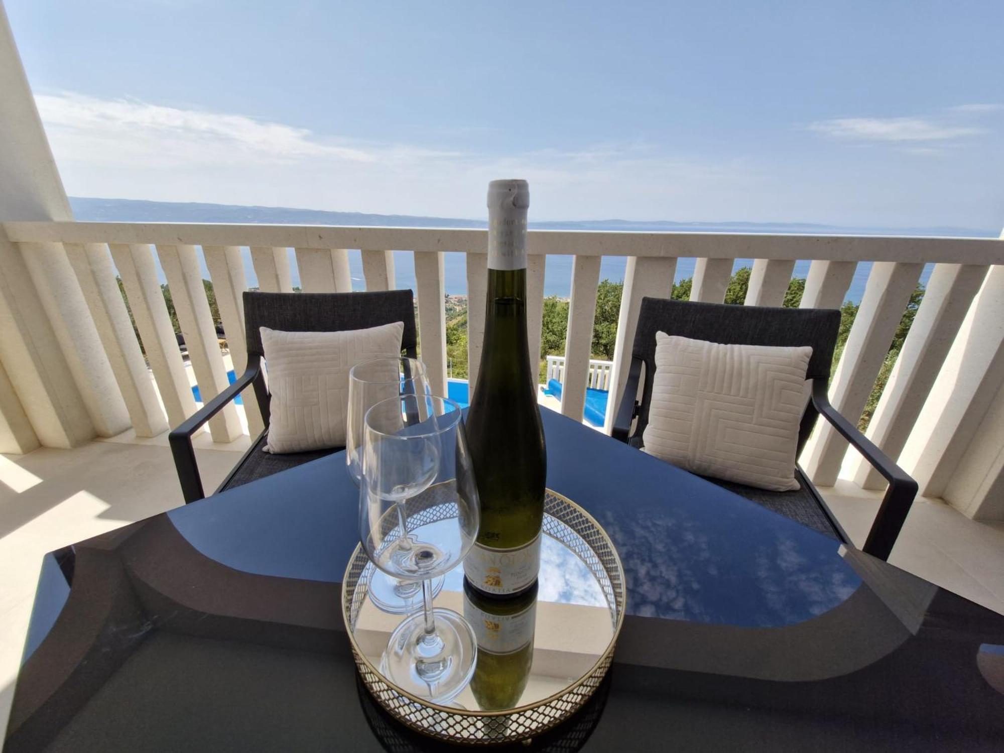 Sea View Luxury Apart Hotel Villa Conte With Swiming Pool And Romantic Spa Podstrana Exterior foto