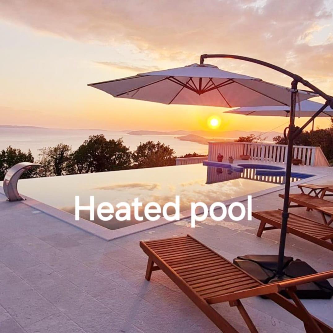 Sea View Luxury Apart Hotel Villa Conte With Swiming Pool And Romantic Spa Podstrana Exterior foto